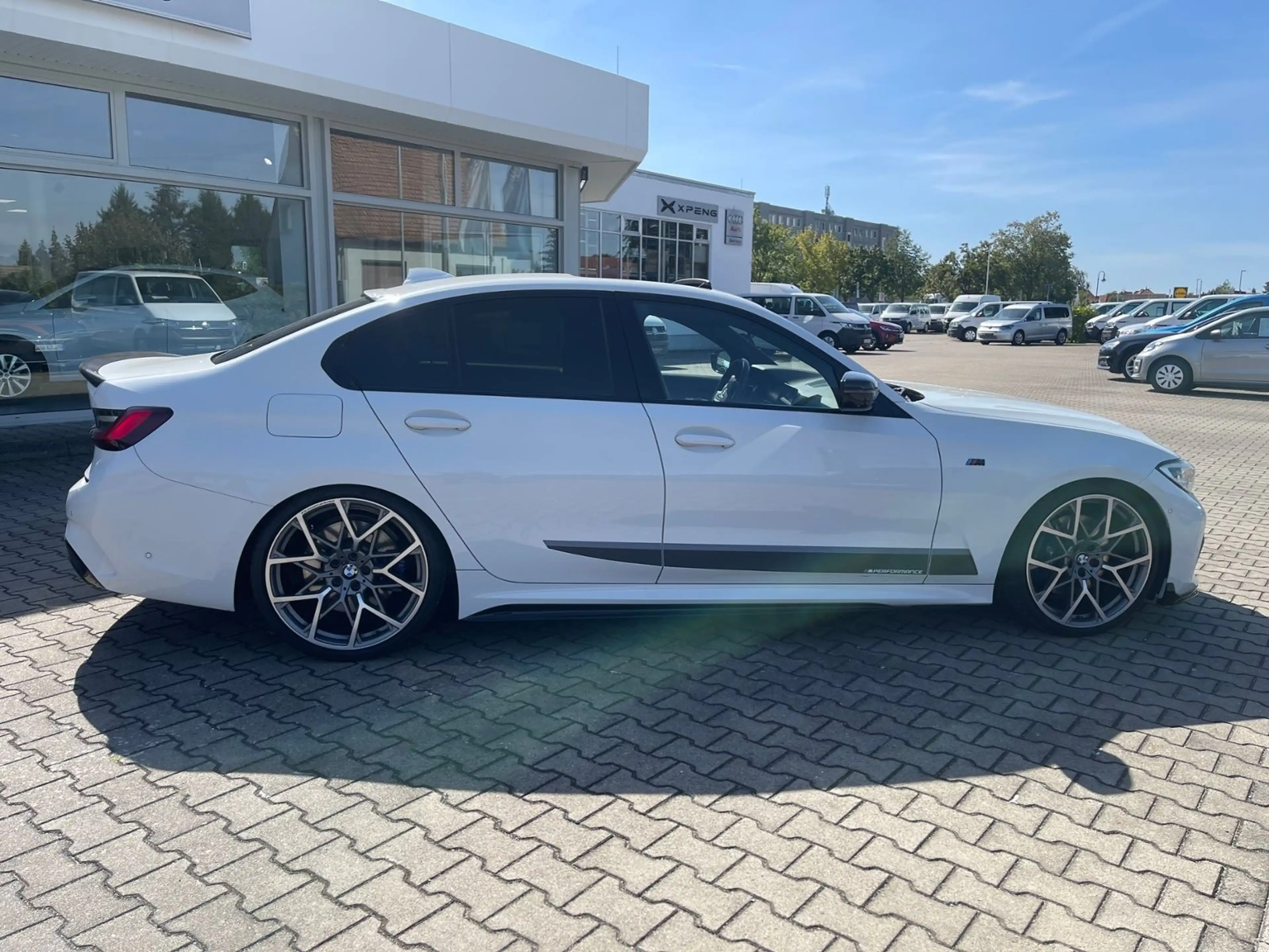 BMW 340 xDrive H&K|HuD|360°|NAV|APP|DAB|Laser — photo 4
