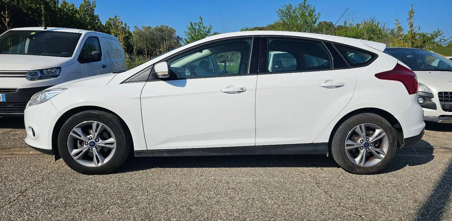 Ford Focus 1.0 ECOBOOST 100CH EDITION 2014 139.000KMS CLIM RE Alb - 2
