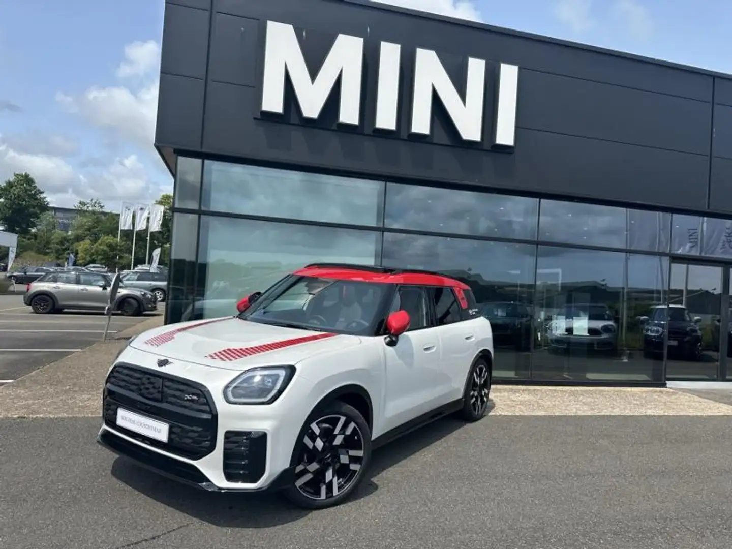 MINI Countryman E E 204ch JCW Weiß - 1