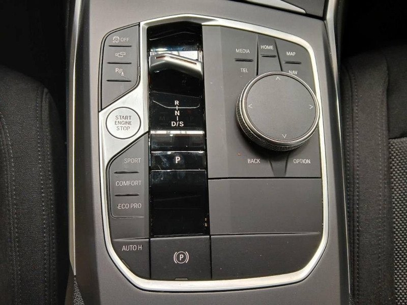 BMW 320 d Touring xDrive ACC AHK KZU QI StHz HiFi 3ZK — photo 9