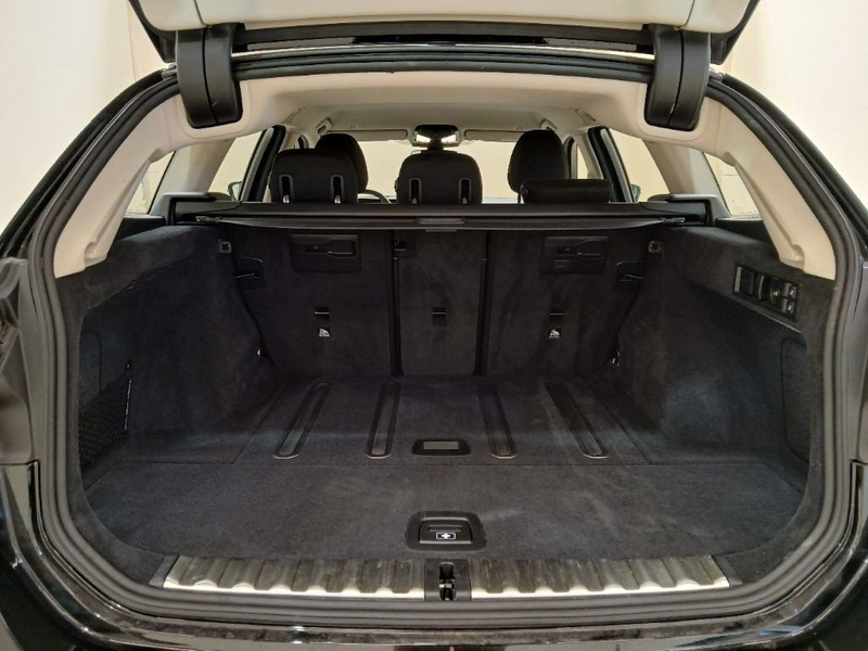 BMW 320 d Touring xDrive ACC AHK KZU QI StHz HiFi 3ZK — photo 12