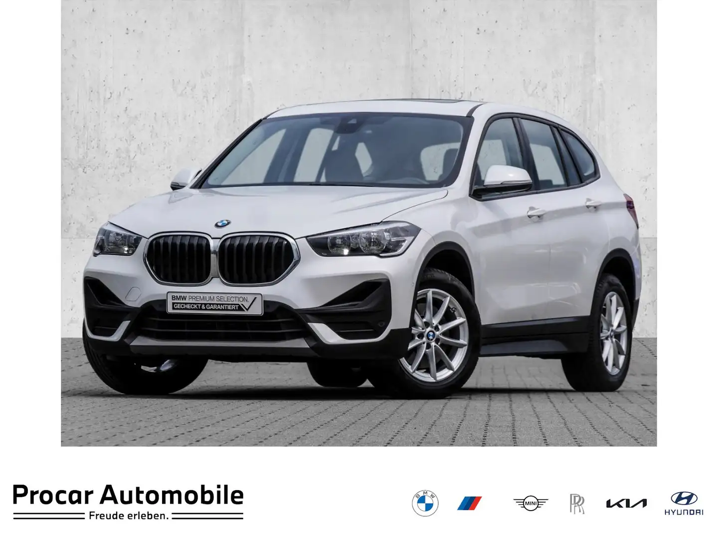BMW X1 xDrive20d ADVANTAGE+PANO+ACC+NAVI+17" Wit - 1