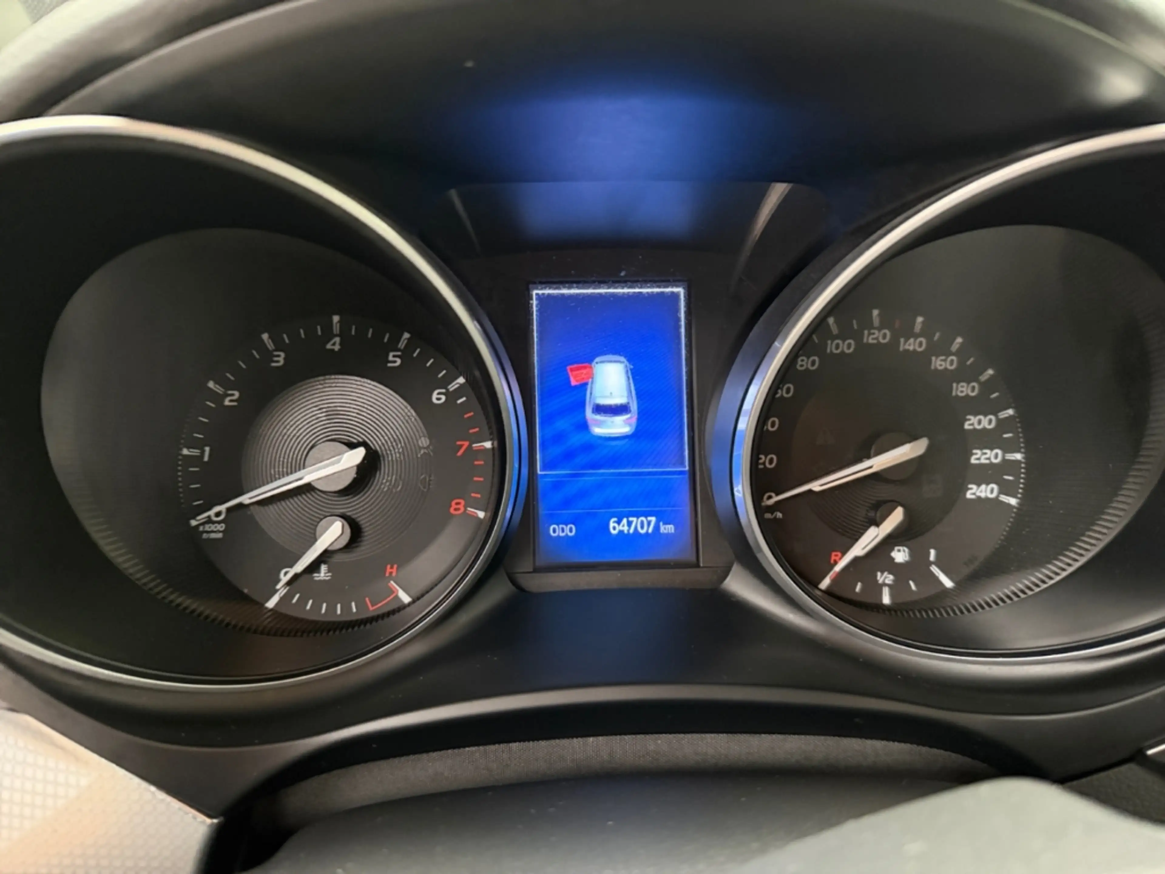 Toyota Avensis 1.8 TS Executive *Bi-LED*Pano*Leder*HiFi* — photo 12