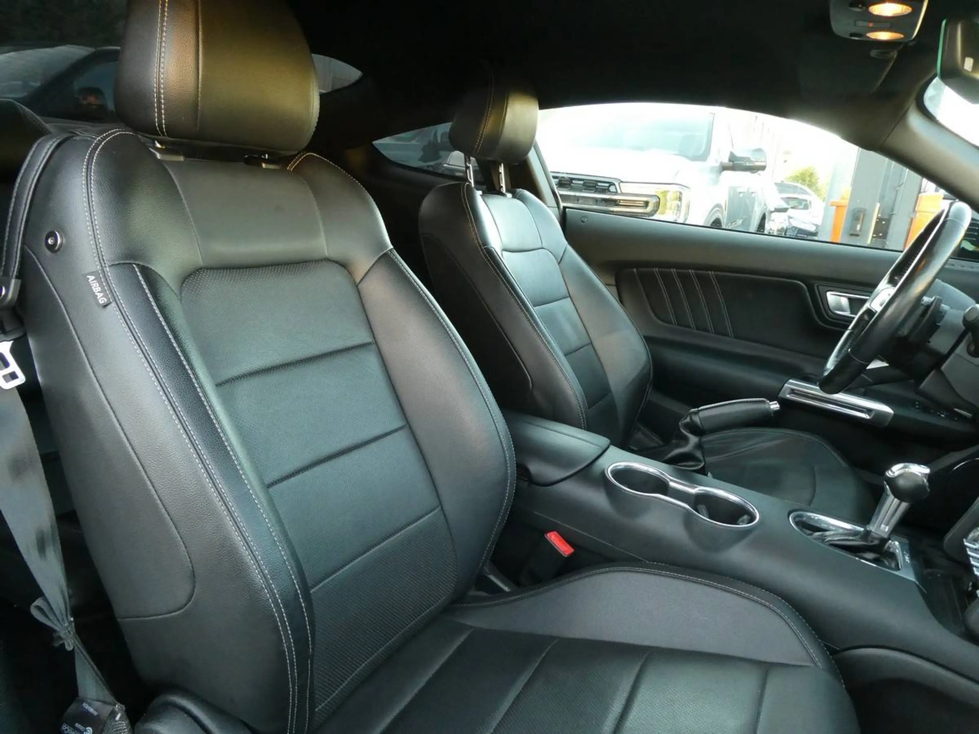 Ford Mustang Coupe 2.3 i Ecoboost 290pk Automaat Black Edition '18 96000km (33916) — photo 15