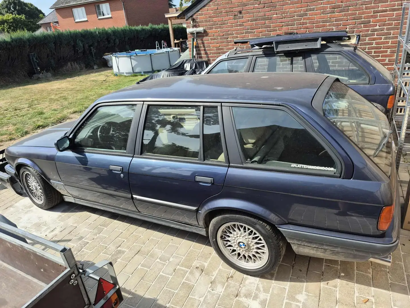 BMW 320 320i touring Bleu - 1