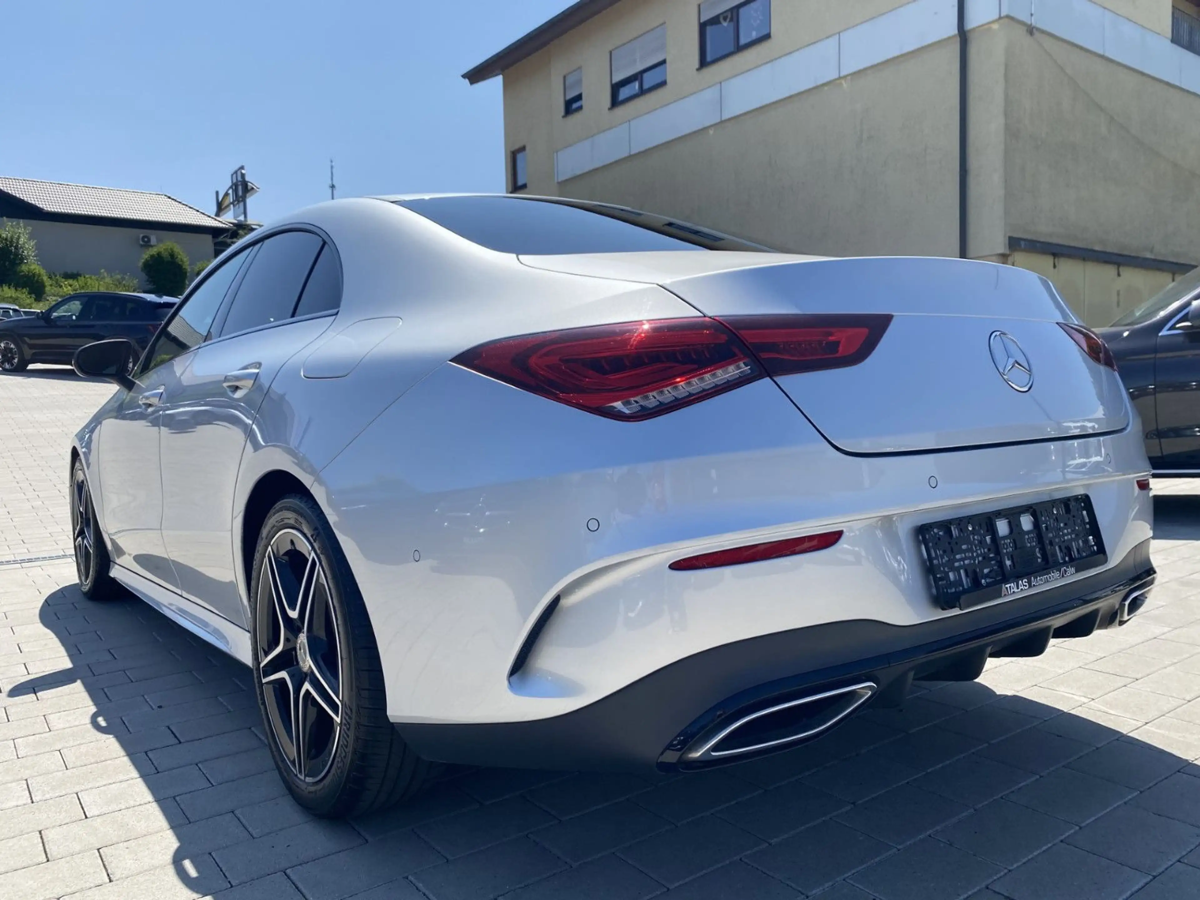 Mercedes-Benz CLA 220 d AMG Line Edition Night-Paket — photo 3