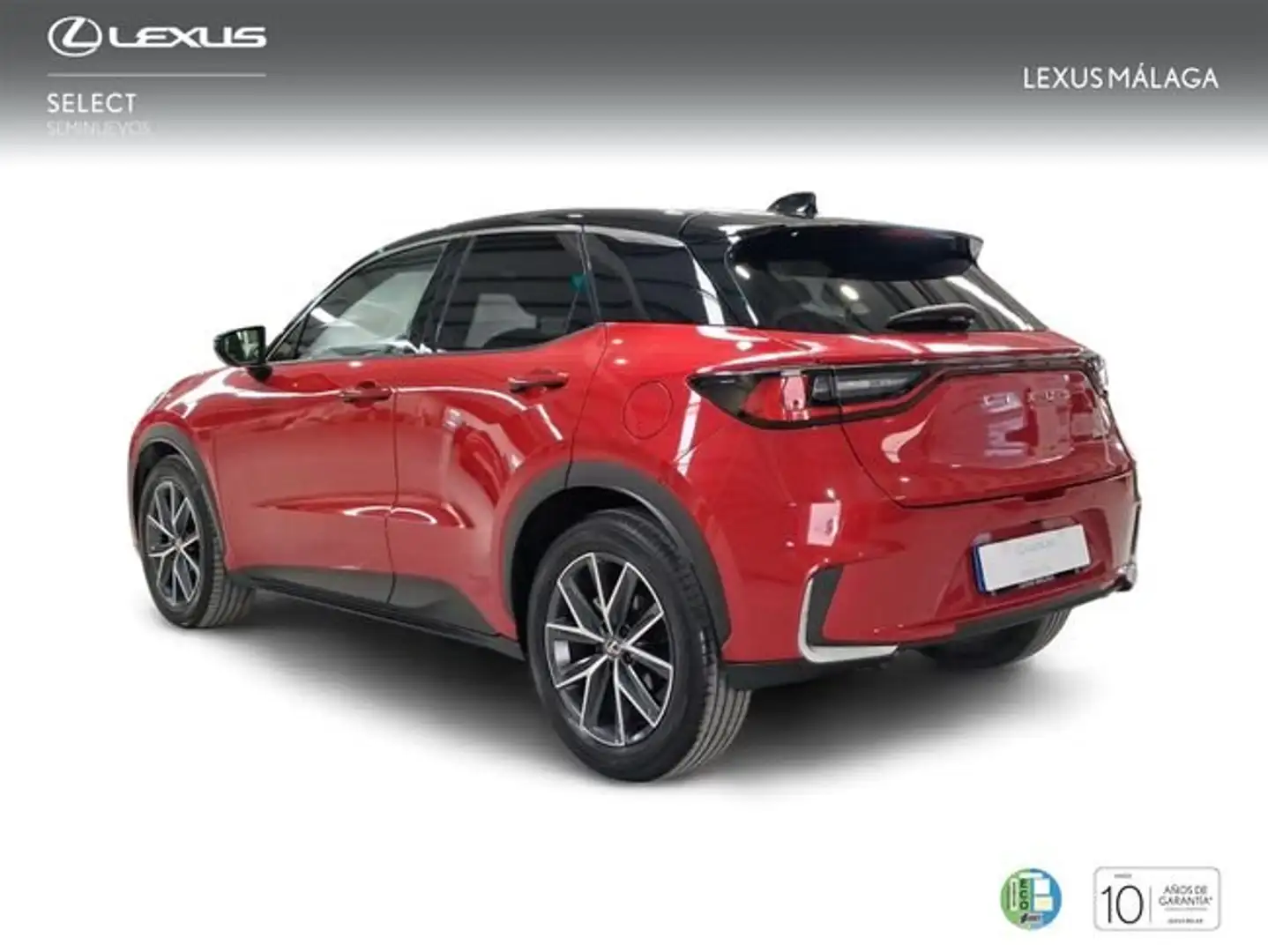 Lexus LBX 1.5 136cv HEV Cool Rojo - 2