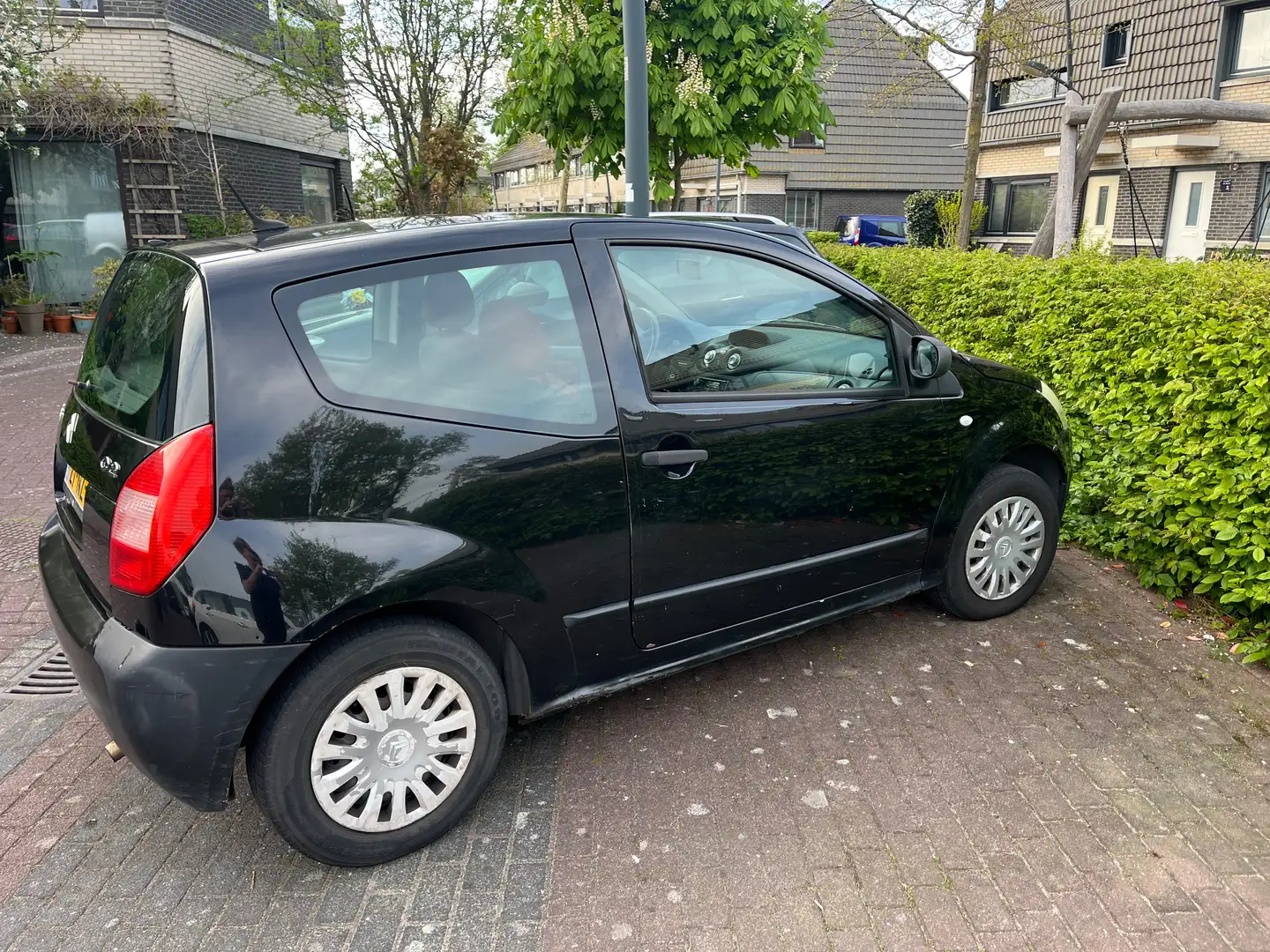 Citroen C2 1.4i Ligne Prestige Zwart - 2
