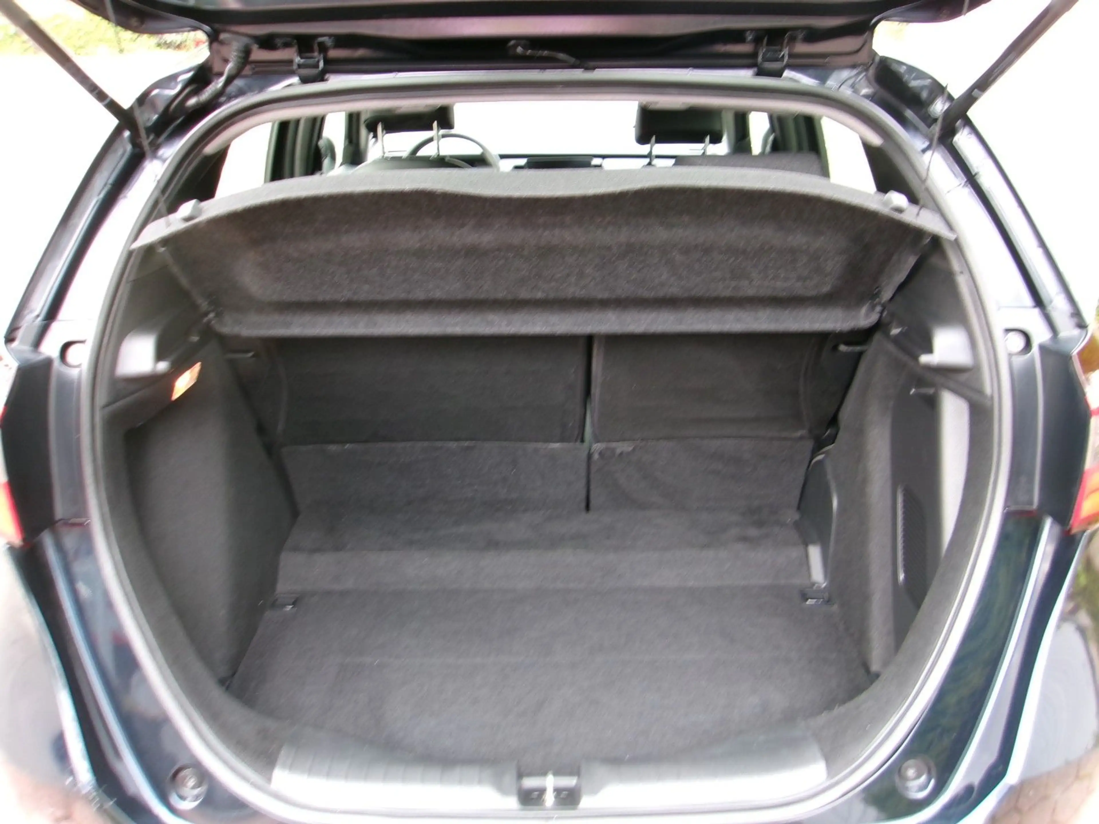 Honda Jazz 1.5 i-MMD Hybrid Elegance — photo 6