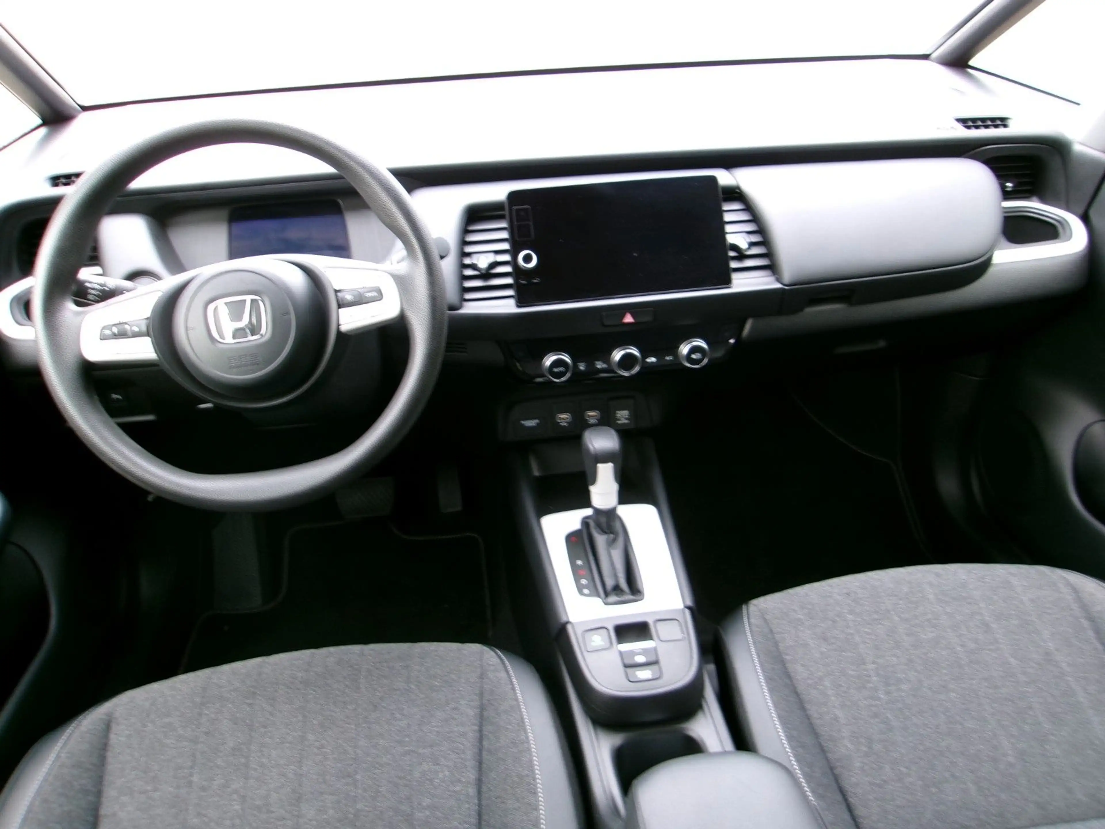 Honda Jazz 1.5 i-MMD Hybrid Elegance — photo 9