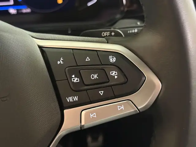 Volkswagen T-Roc view 20