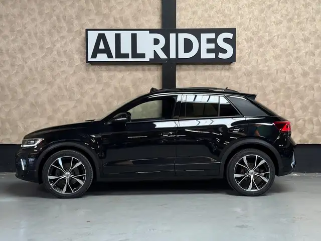 Volkswagen T-Roc view 6