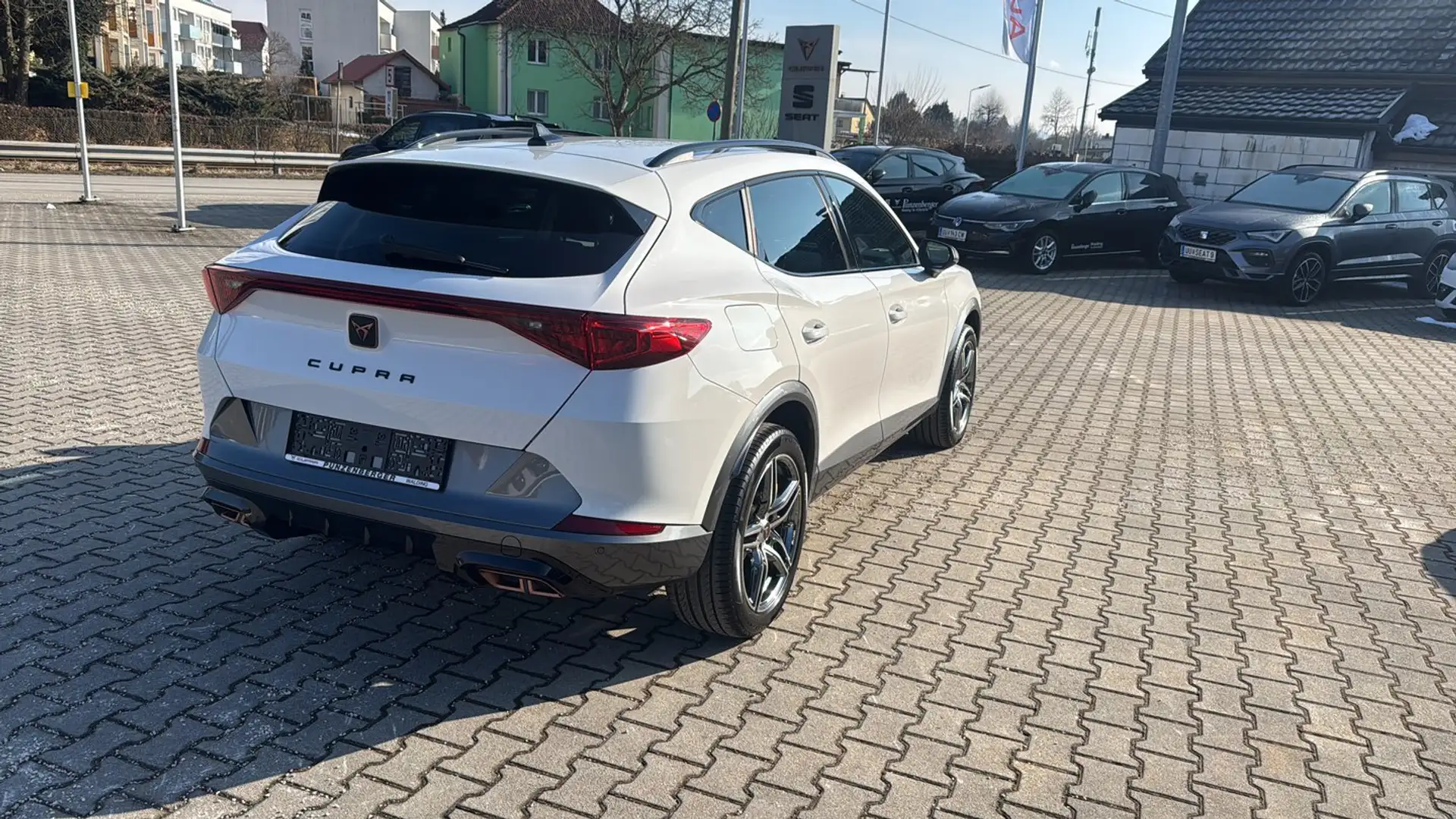 CUPRA Formentor 1,4 e-Hybrid 204 DSG Weiß - 2