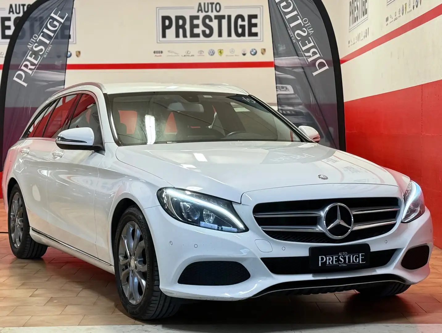 Mercedes-Benz C 220 SW d (bt) Business auto Weiß - 1