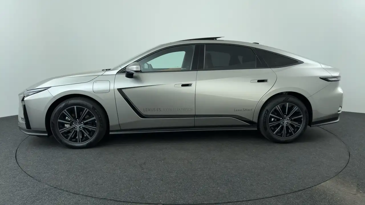 Lexus ES 2026