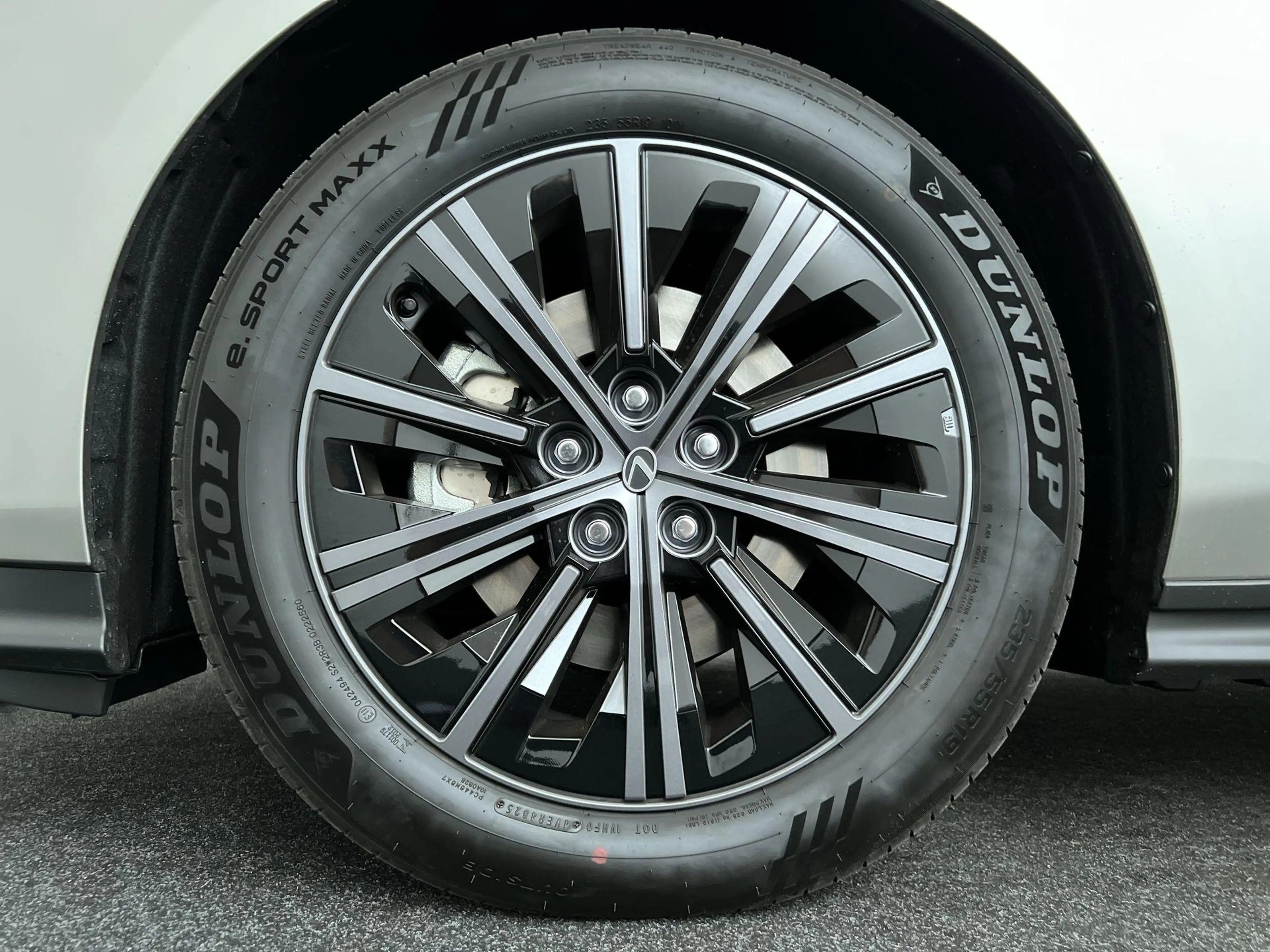 Lexus ES 350 350e Luxury Line — photo 10