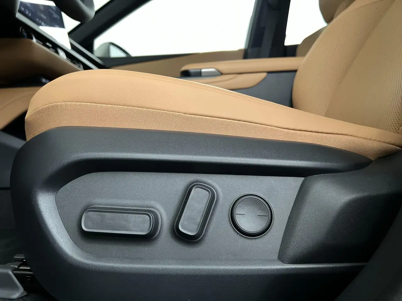 Lexus ES 2026 — фото 13