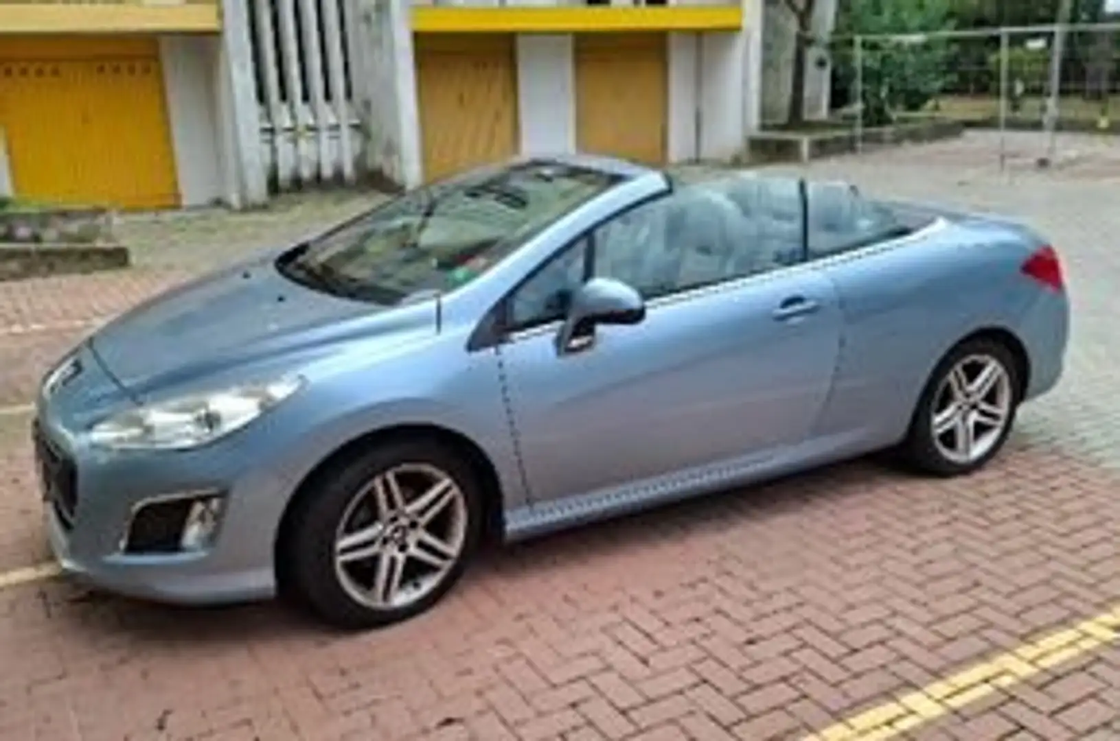 Peugeot 308 Blau - 2