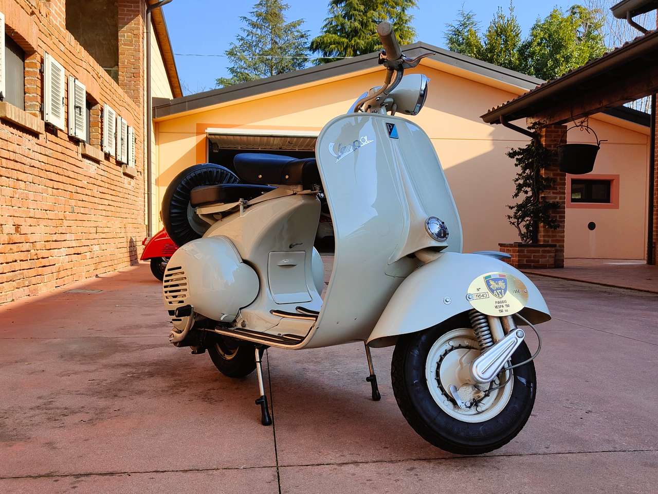Vespa 150 ET4 TARGA ORO