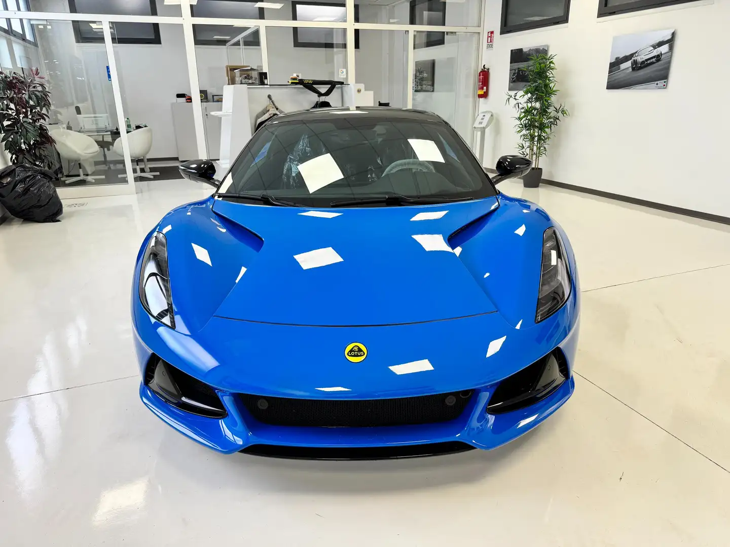 Lotus Emira Turbo FE Azul - 1