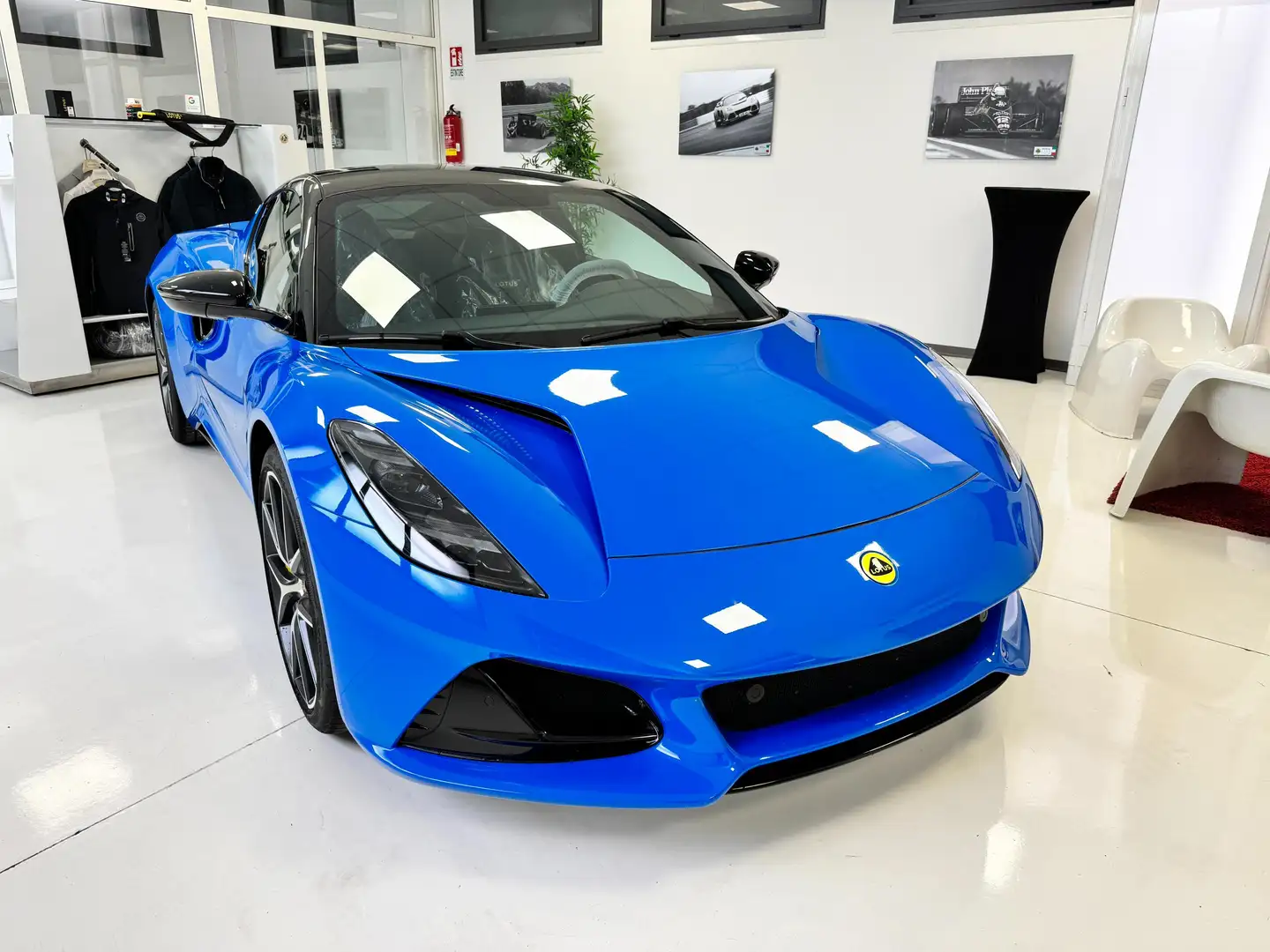 Lotus Emira Turbo FE Azul - 2