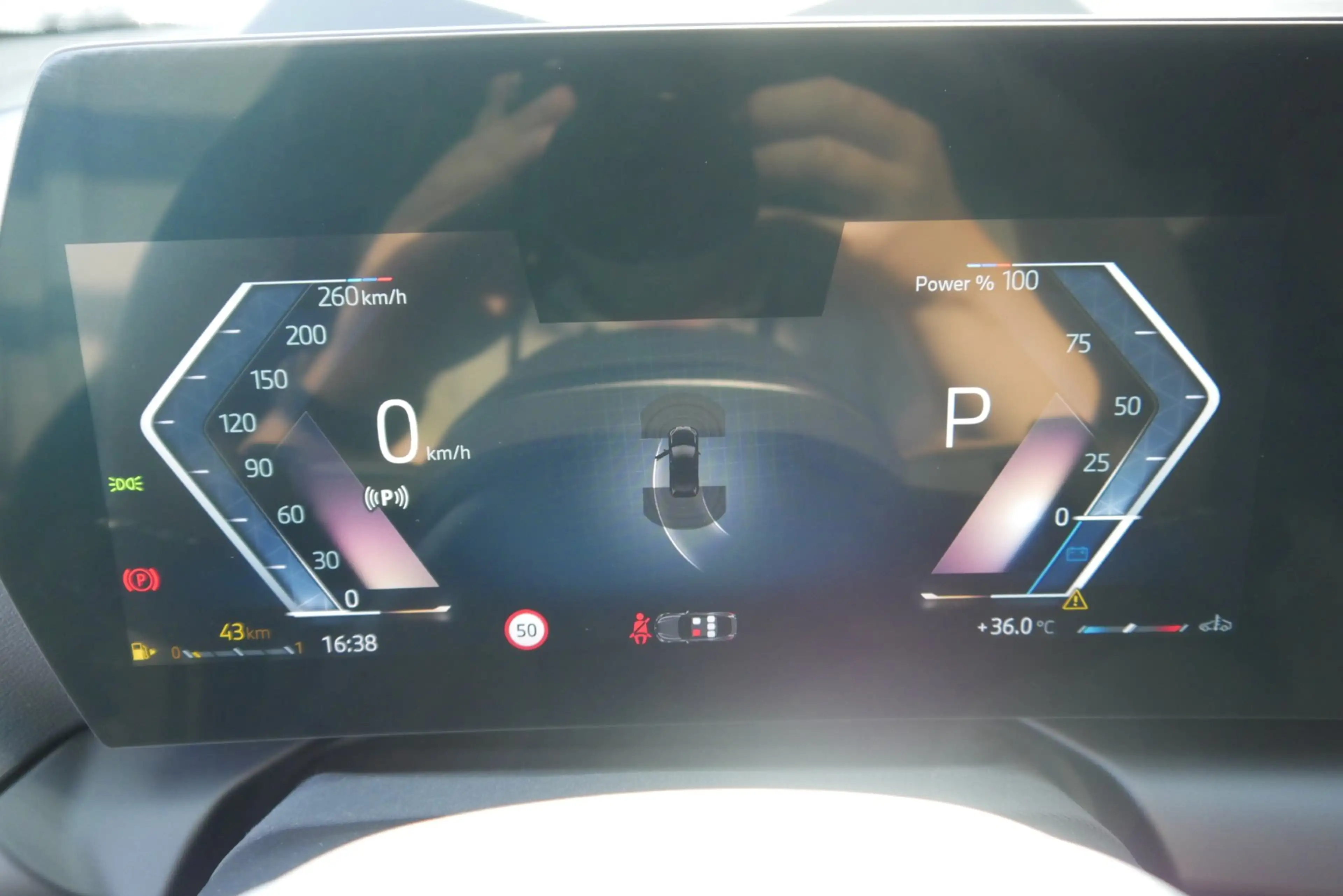 BMW 216 i *M-Sportpaket/Innovationspaket/360°/Adapt. LED/Head-Up* — photo 12