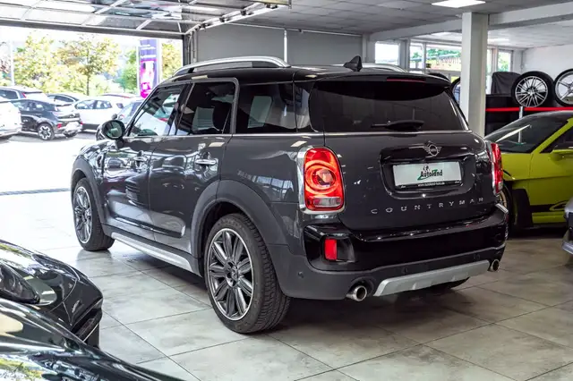 MINI Countryman view 5