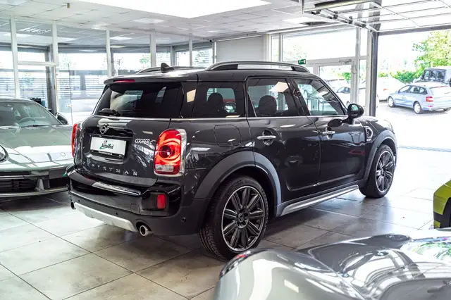 MINI Countryman view 7
