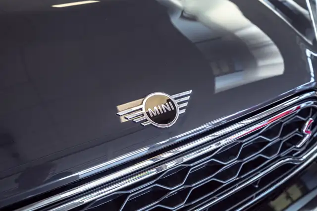 MINI Countryman view 9