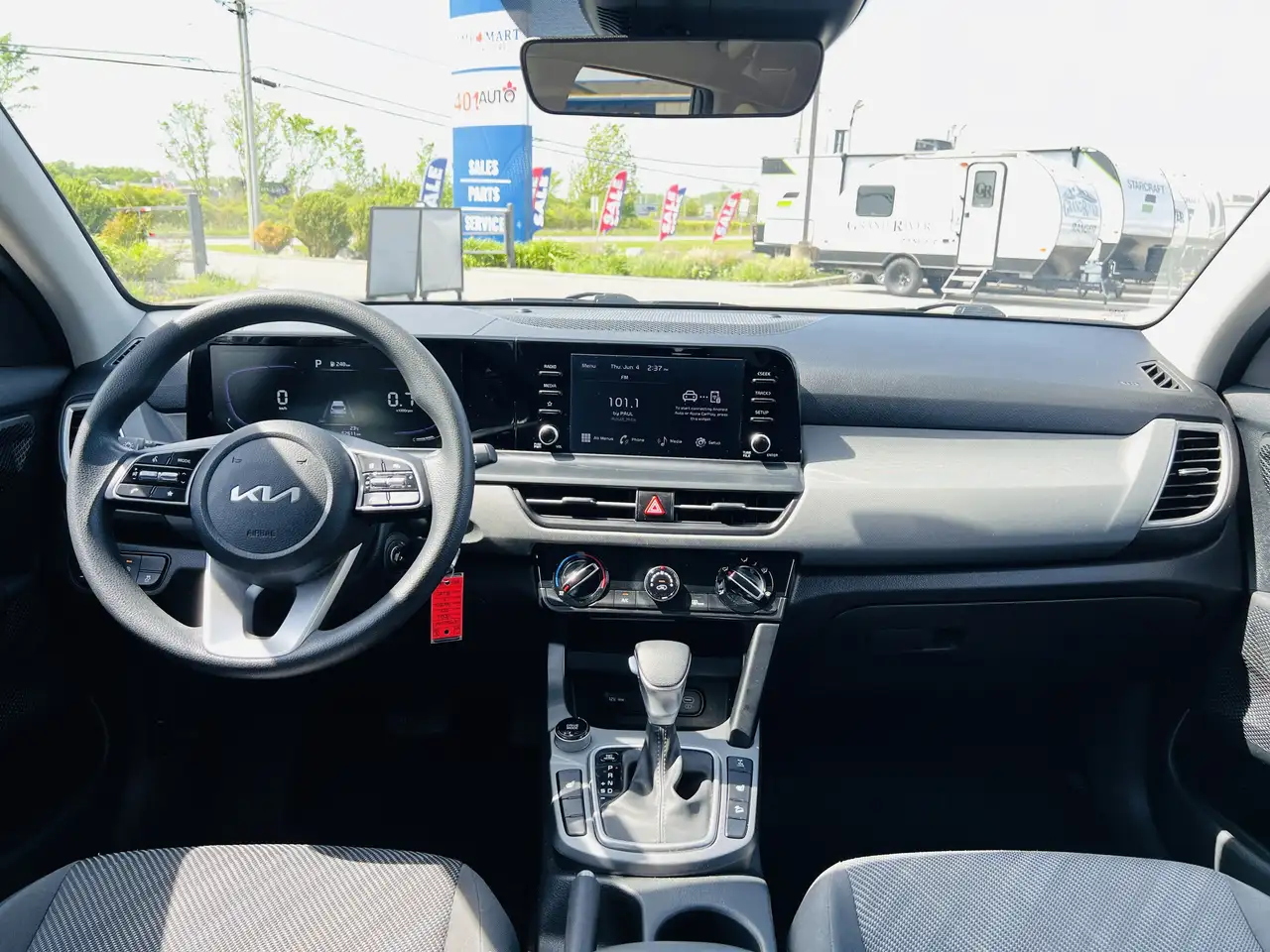 Kia Seltos снимка Kia Seltos