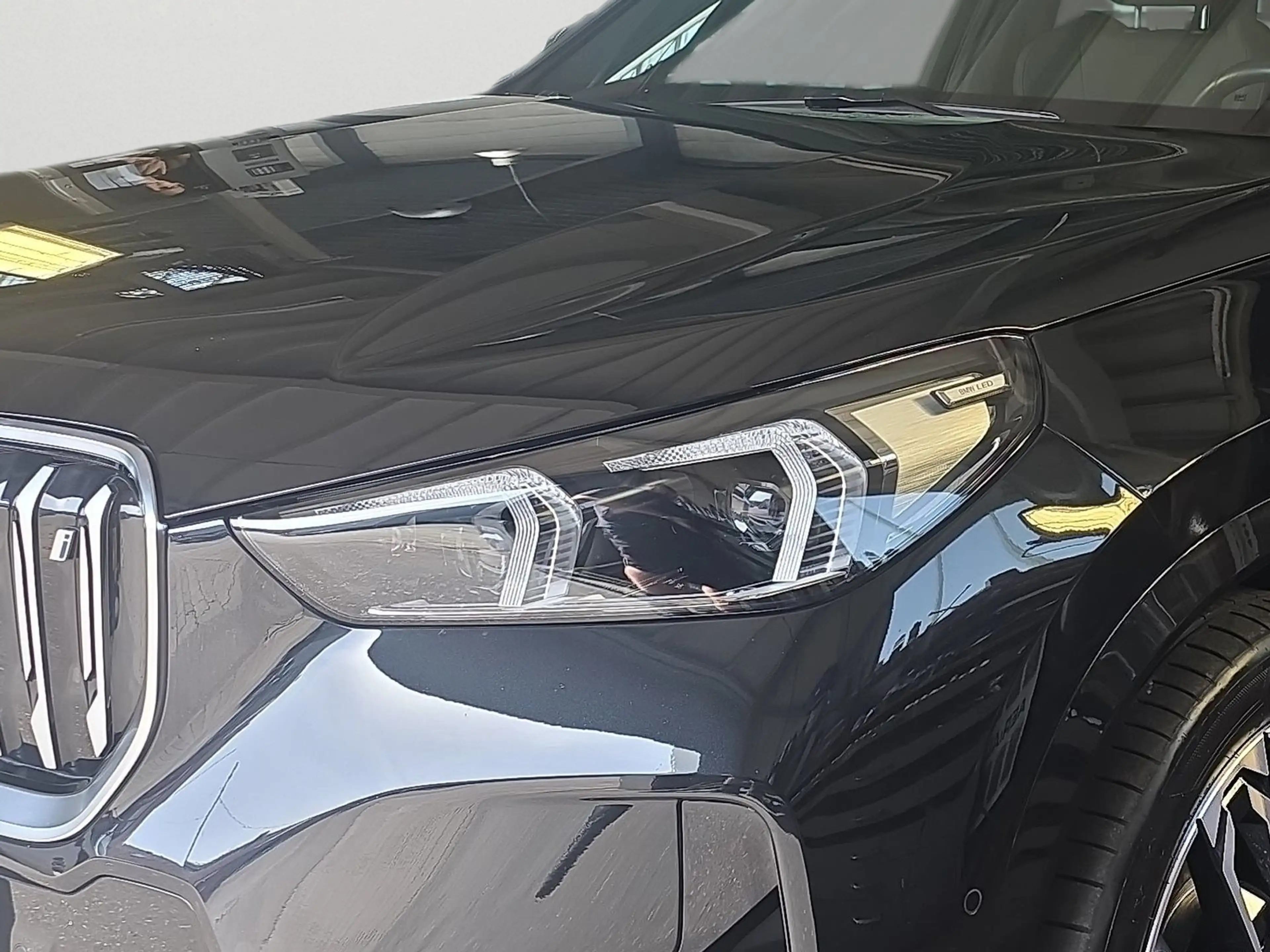 BMW iX 1 xDrive30 M-Sport*AHK*Panoramadach*Harman/Kardon* — photo 5