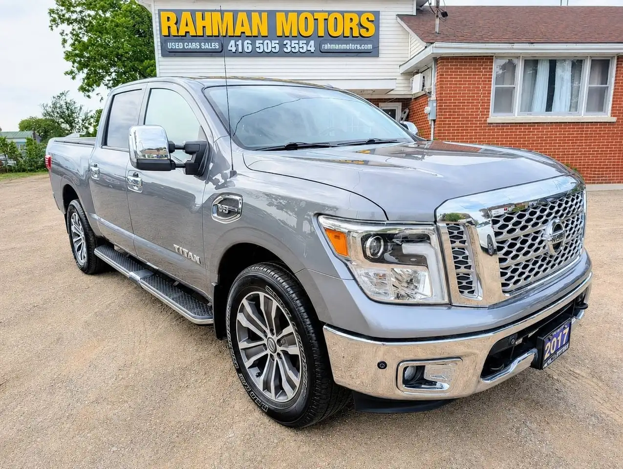 2017 Nissan Titan