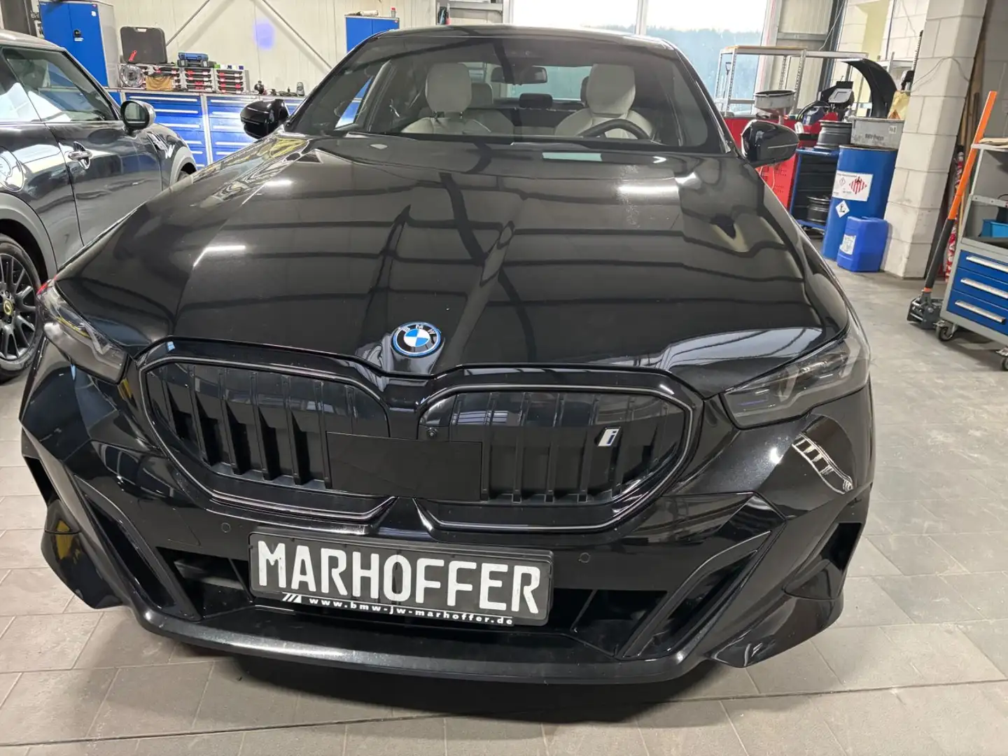 BMW 550 e xDrive M Sport Pro DAP PAP Travel Paket Noir - 1
