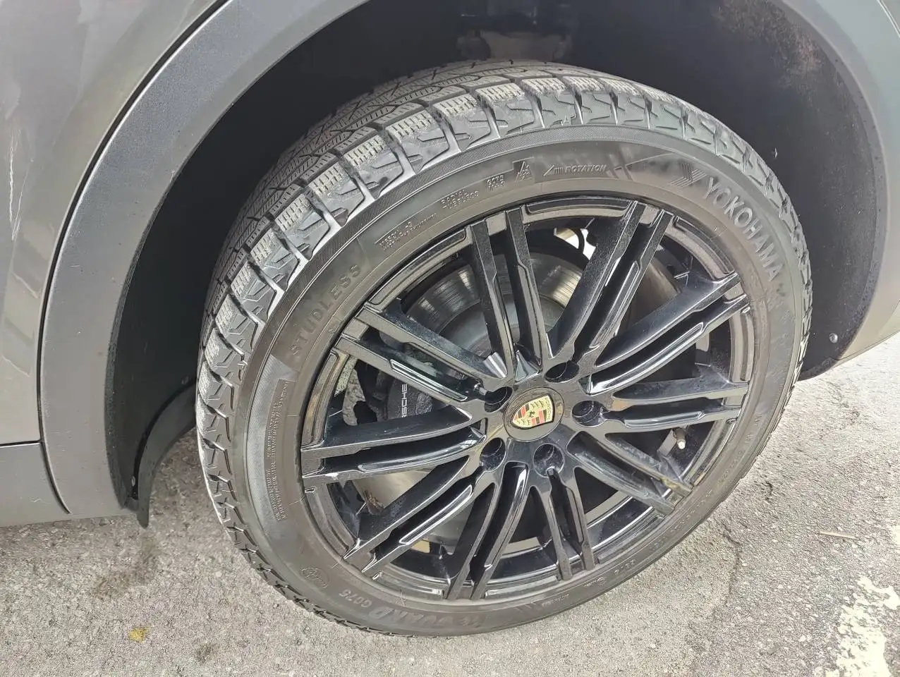 Porsche Cayenne photo Porsche Cayenne