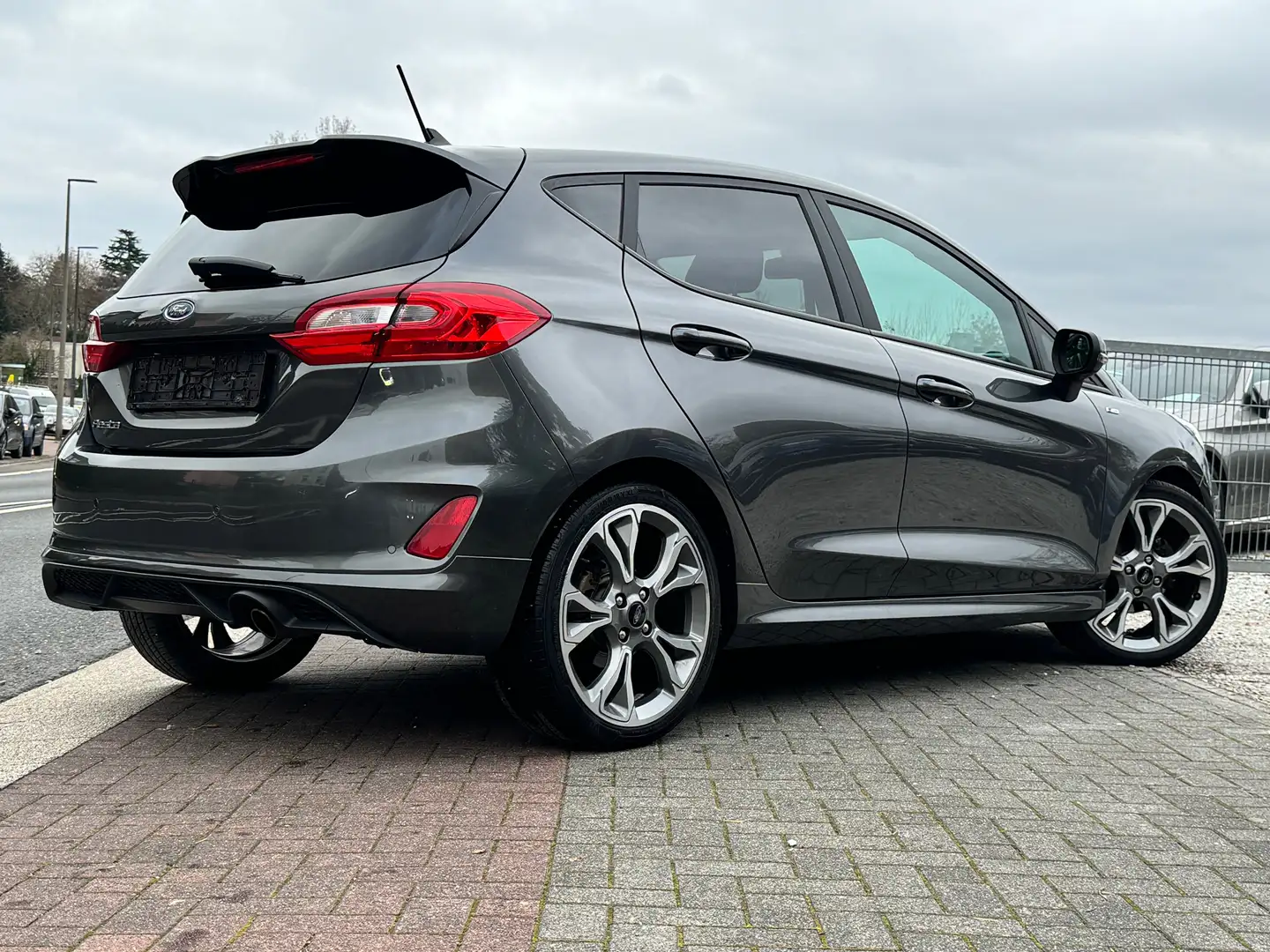 Ford Fiesta ST-Line Navi Full LED Spurhalte Klima Sitzheizung Grau - 2