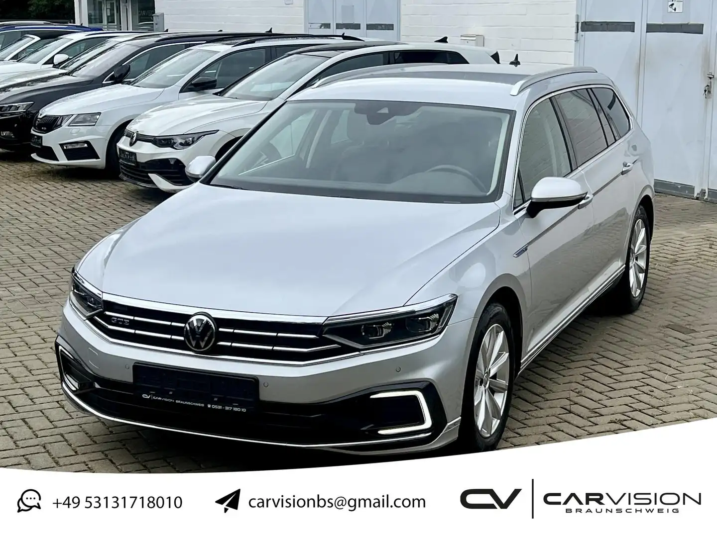 Volkswagen Passat Variant GTE *AHK*LEDER/ALC*MATRIX*ACC*KAM Silber - 1