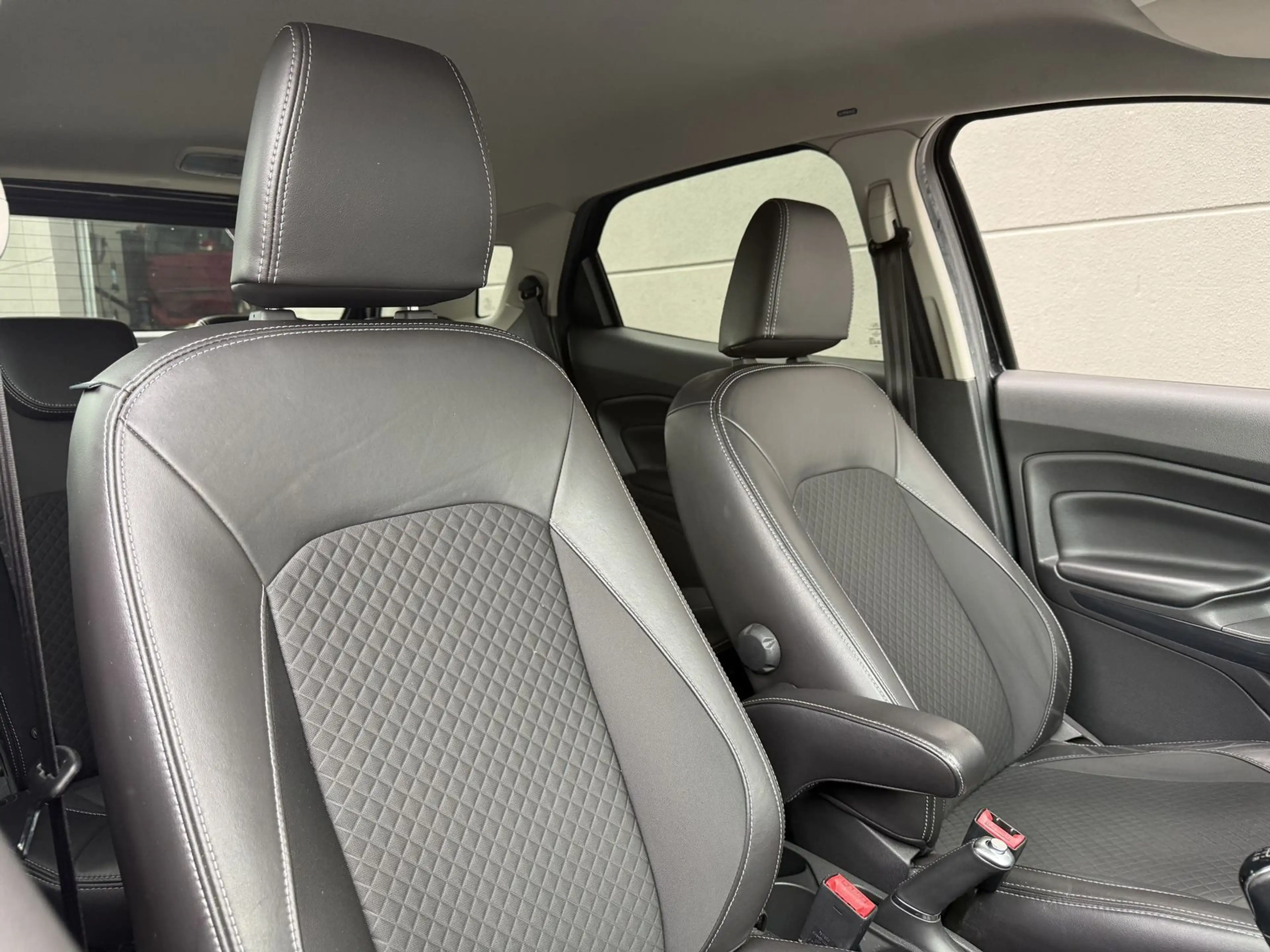 Ford EcoSport Titanium *AHK*bhz.WSS*SHZ*PDC*KLIMA* — photo 14