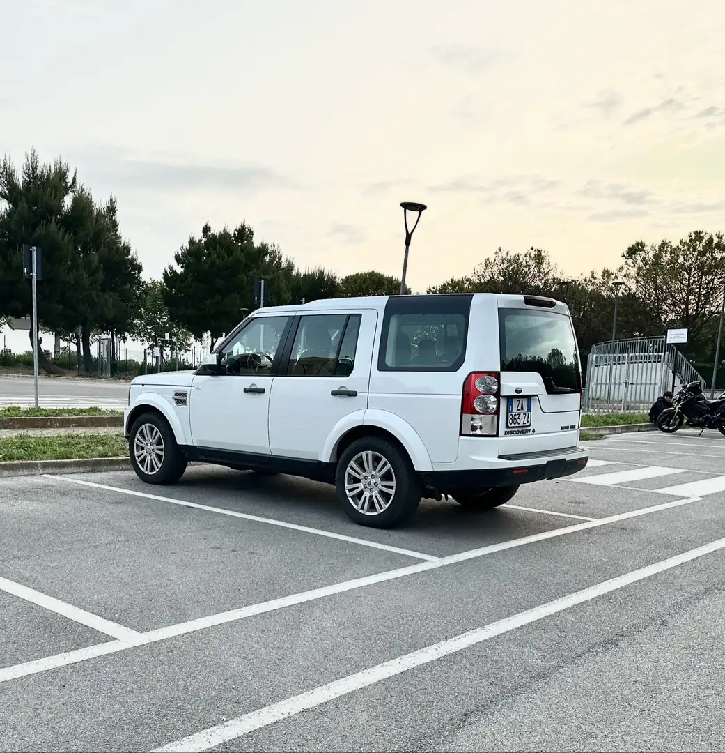 Land Rover Discovery 4 HSE - 2