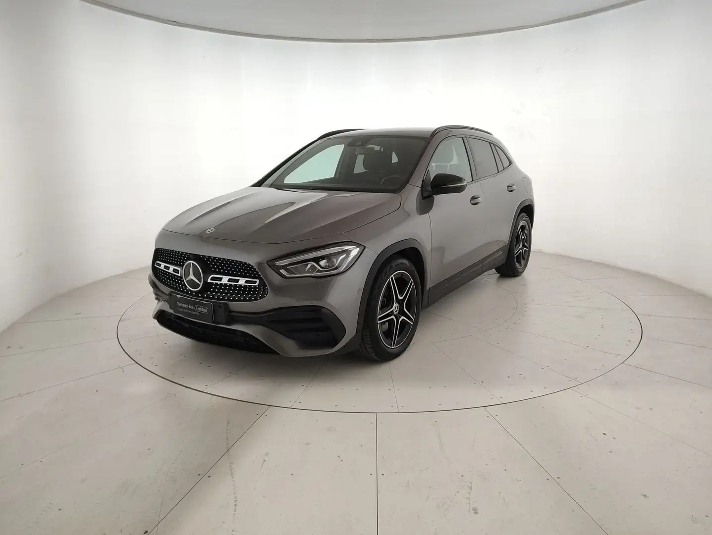 Mercedes-Benz GLA 200 200 d Premium auto Grigio - 1
