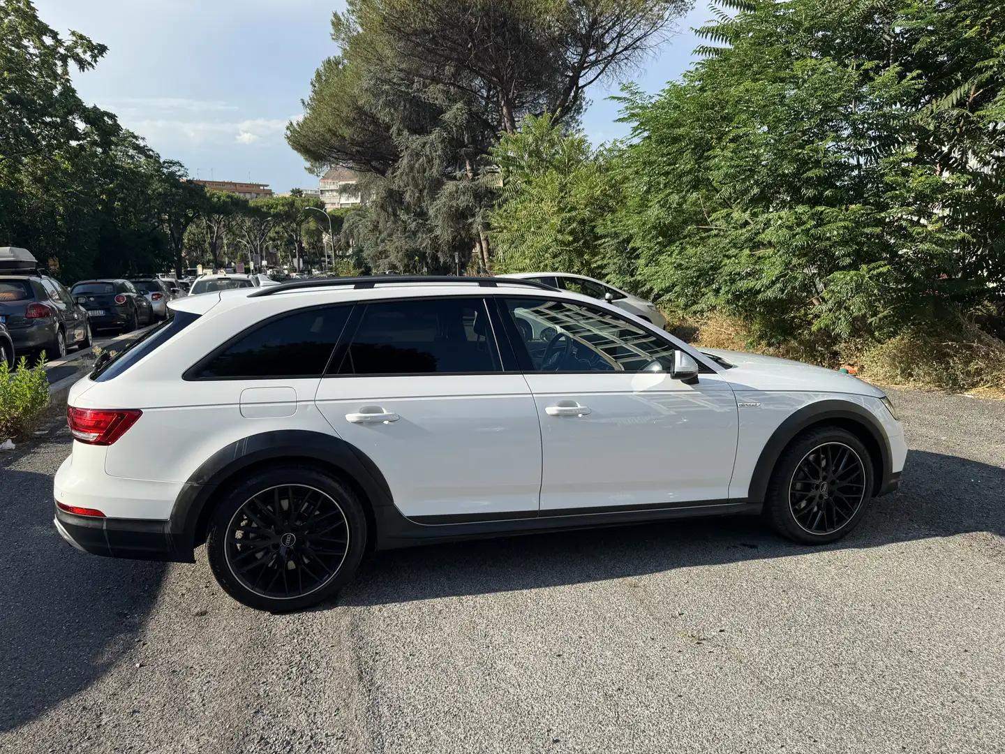 Audi A4 allroad 45 2.0 tfsi mhev Business 245cv s-tronic - 2