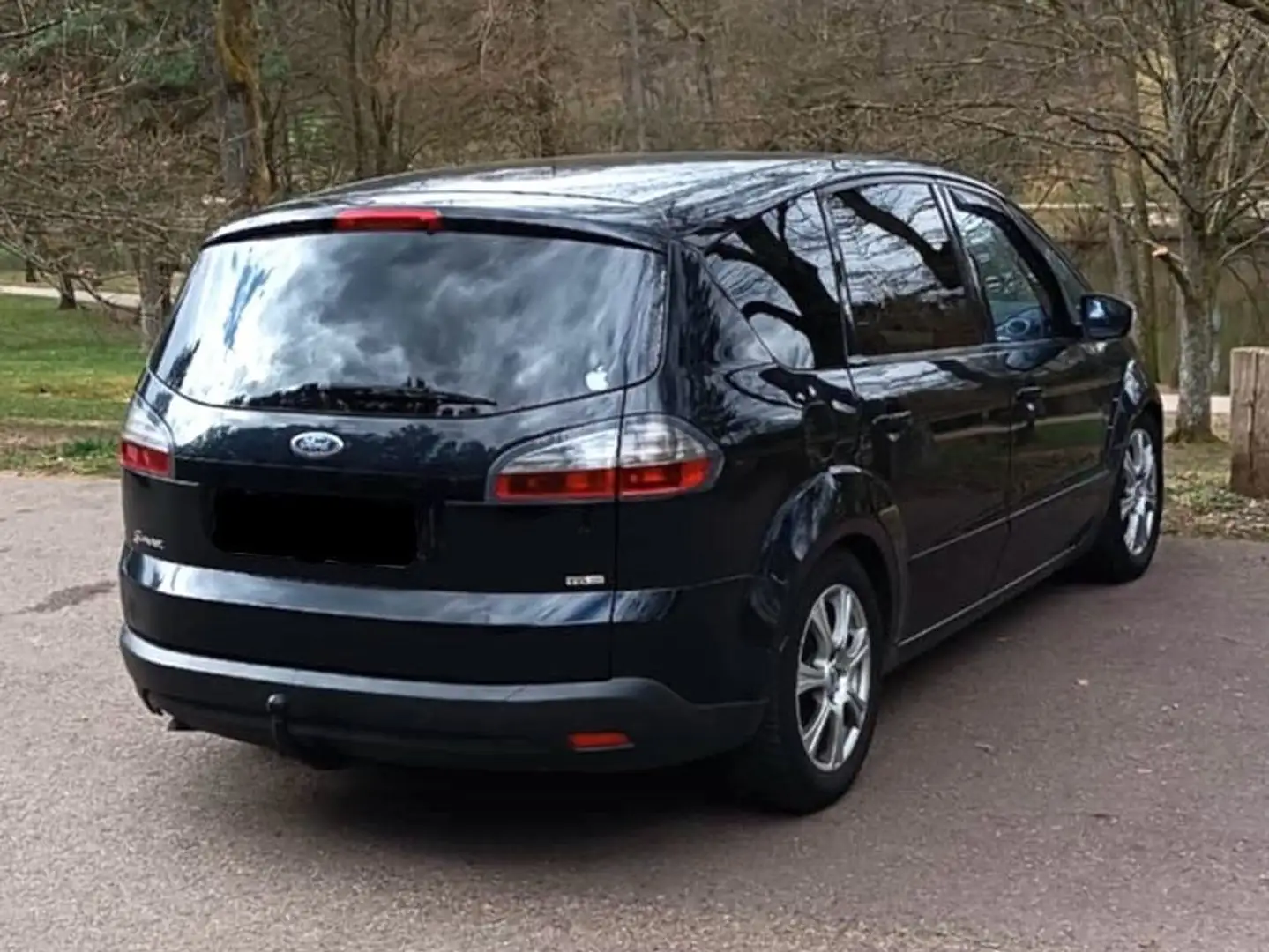 Ford S-Max S-Max 2.0 TDCi DPF Titanium Schwarz - 1