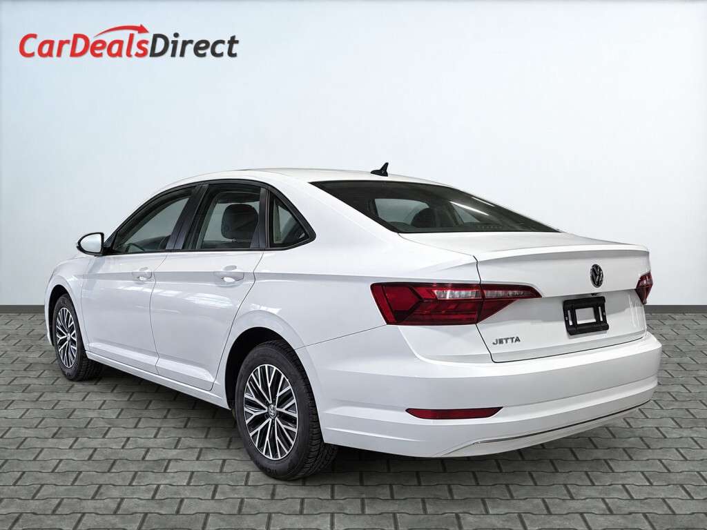 2021 Volkswagen Jetta Highline / Leather / NAVI / Sunroof / Digital Cock — снимка 1