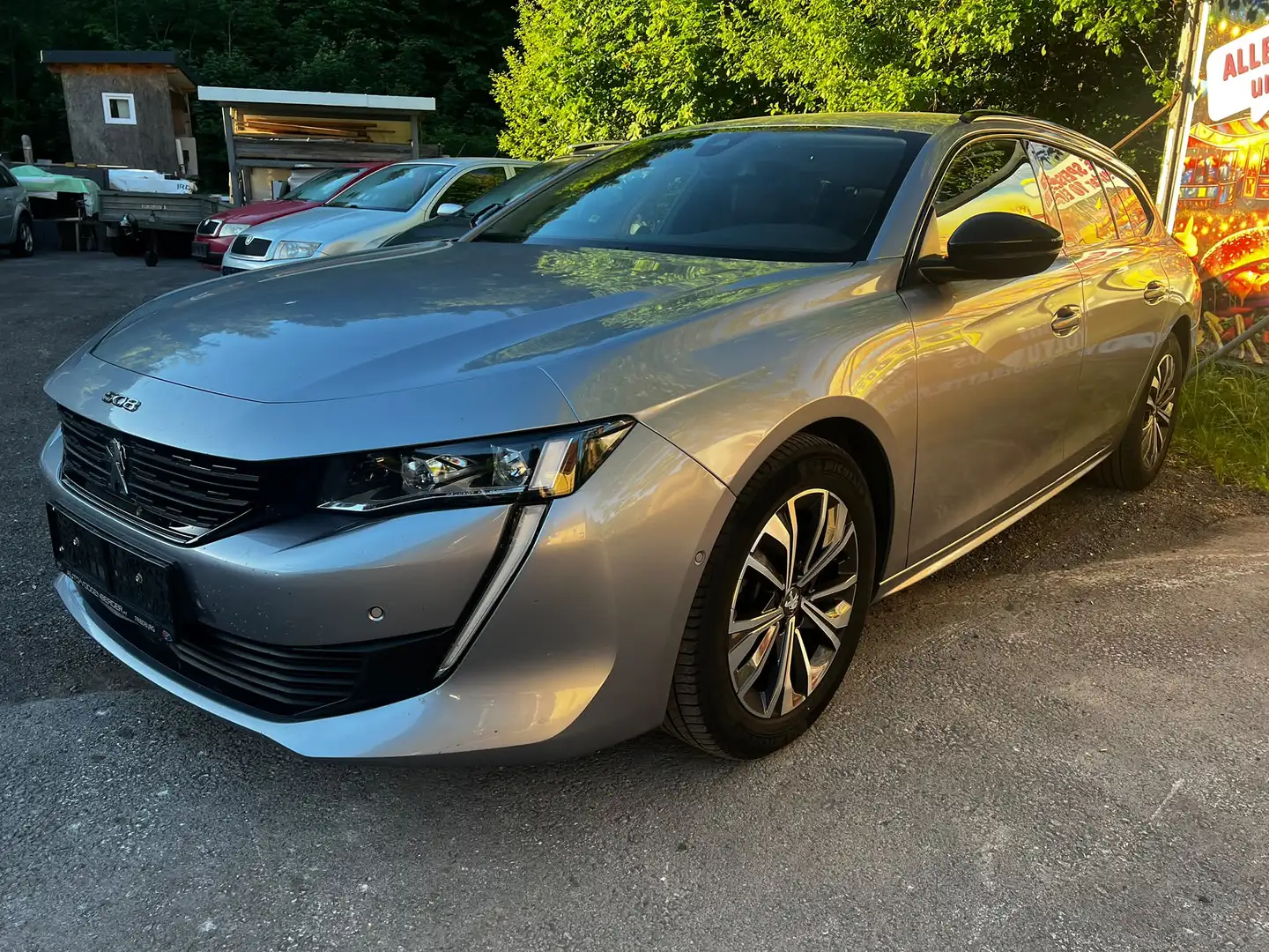 Peugeot 508 508 SW 1,5 BlueHDi 130 EAT8 S Silber - 1