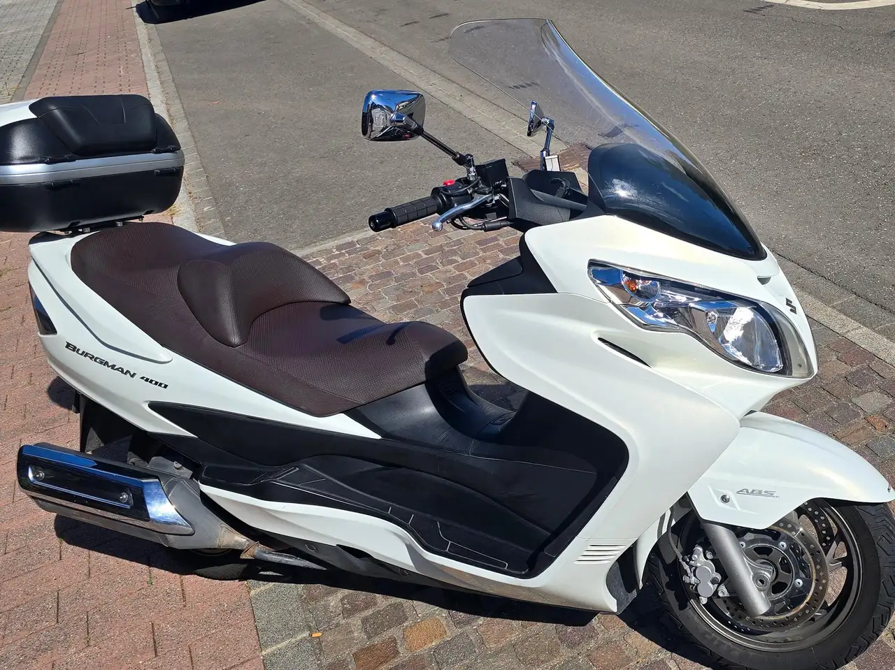 Suzuki Burgman 400