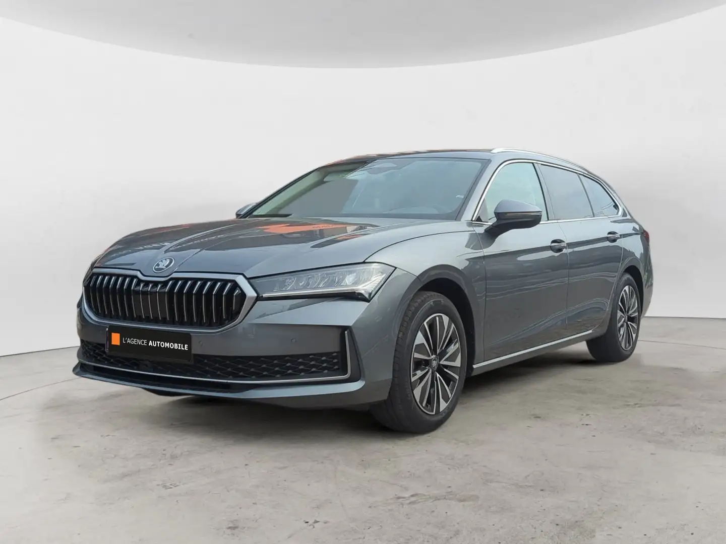 Skoda Superb 1.5 TSI DSG Garantie 24 à 48 mois siva - 2