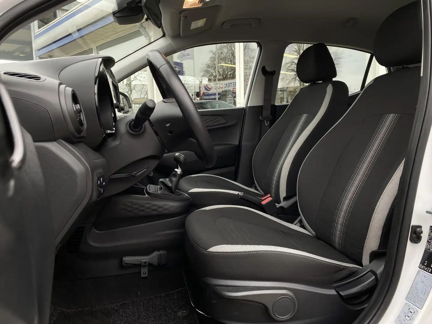 Hyundai i10 1.0 Comfort | Apple Carplay/Android auto | Cruise Wit - 2