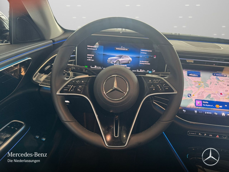 Mercedes-Benz E 300 e 4M Hybrid Avantgarde 360° Pano Distr. LED — photo 14