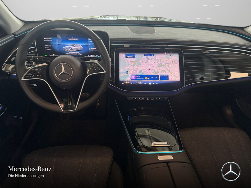 Mercedes-Benz E 300 e 4M Hybrid Avantgarde 360° Pano Distr. LED — photo 13