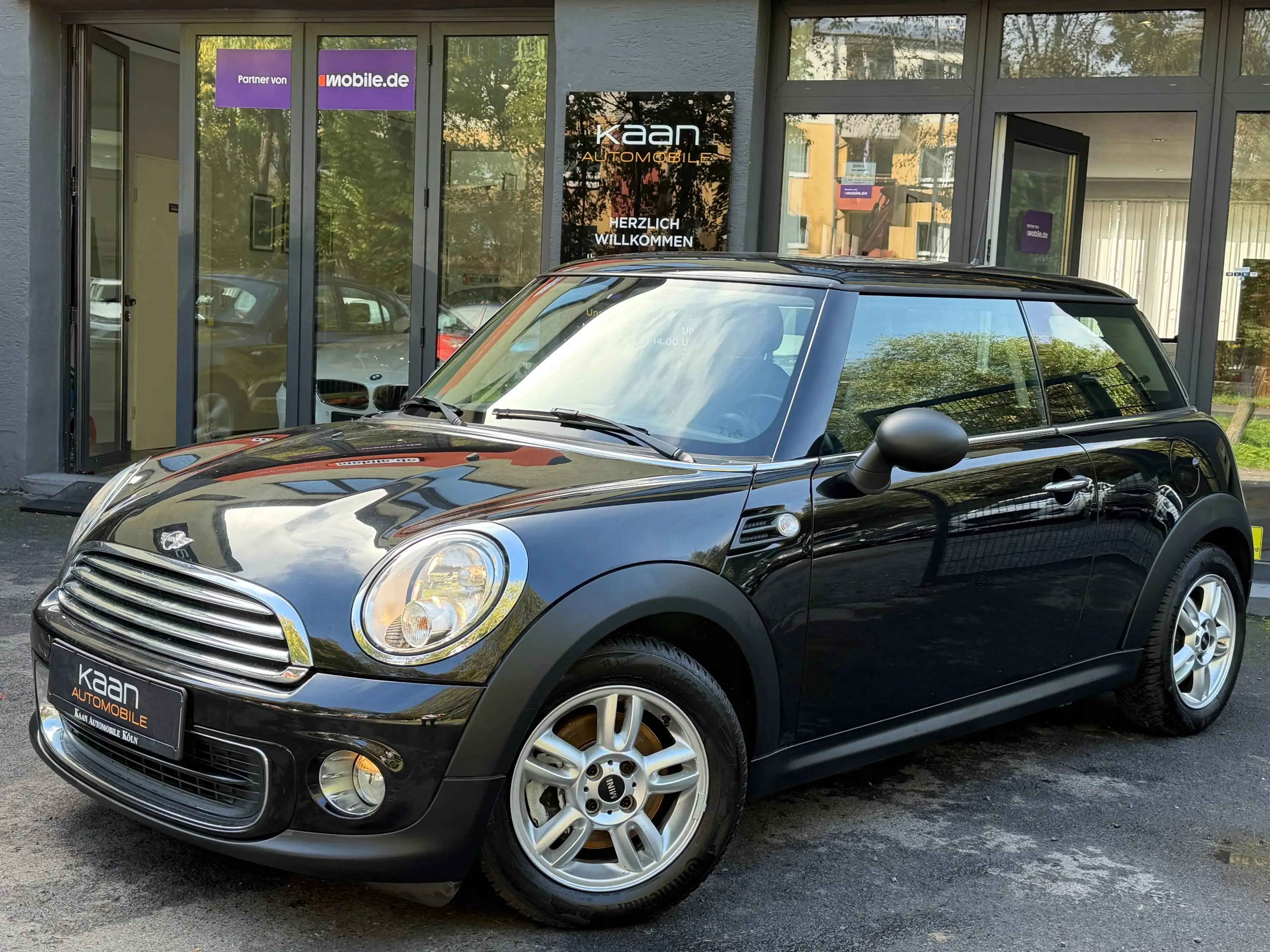 MINI One /2HAND/S-HEFT/TÜV/KLIMA/SERVO/ALLWETTER/CD/RADIO — photo 2