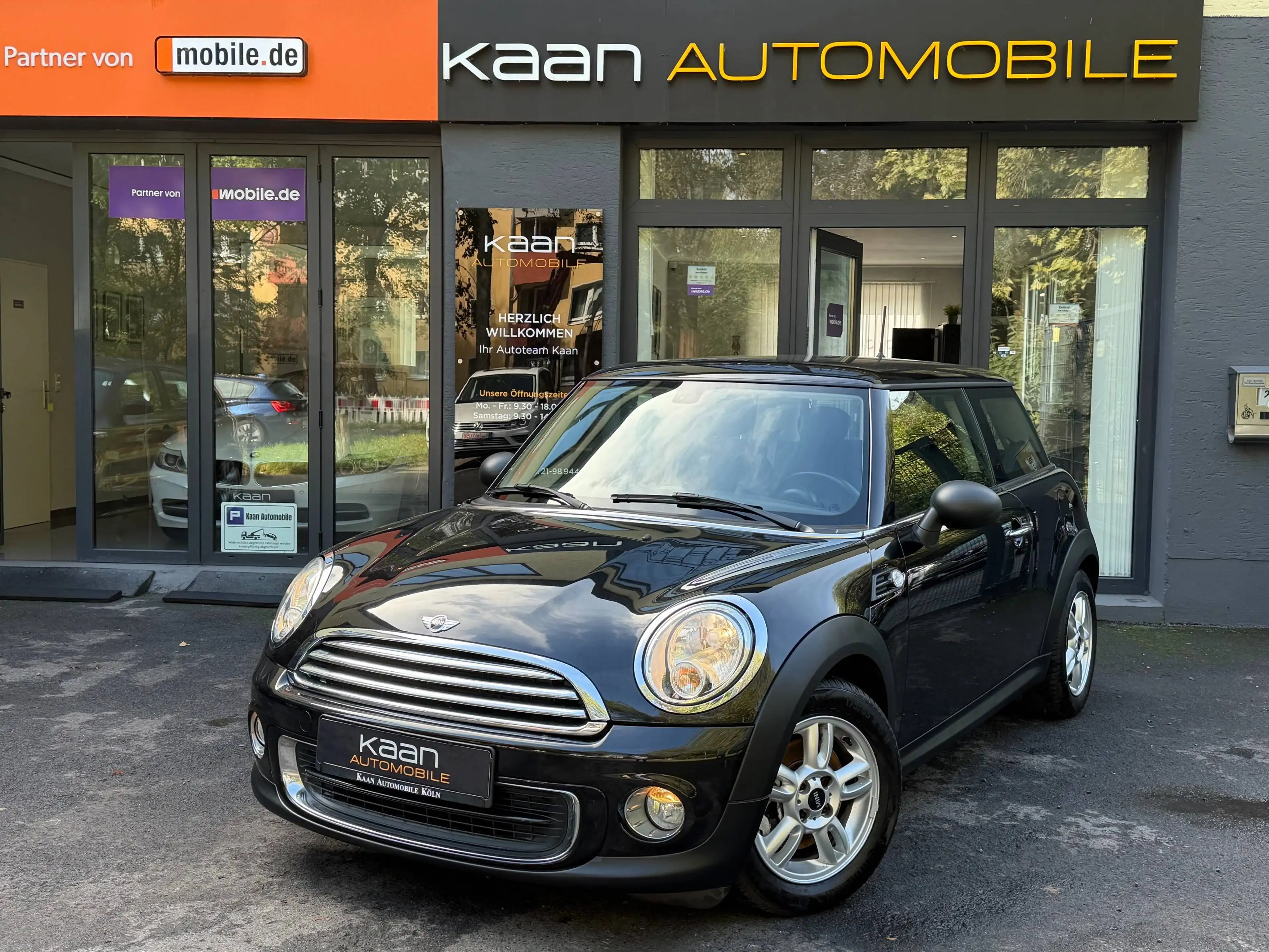 MINI One /2HAND/S-HEFT/TÜV/KLIMA/SERVO/ALLWETTER/CD/RADIO